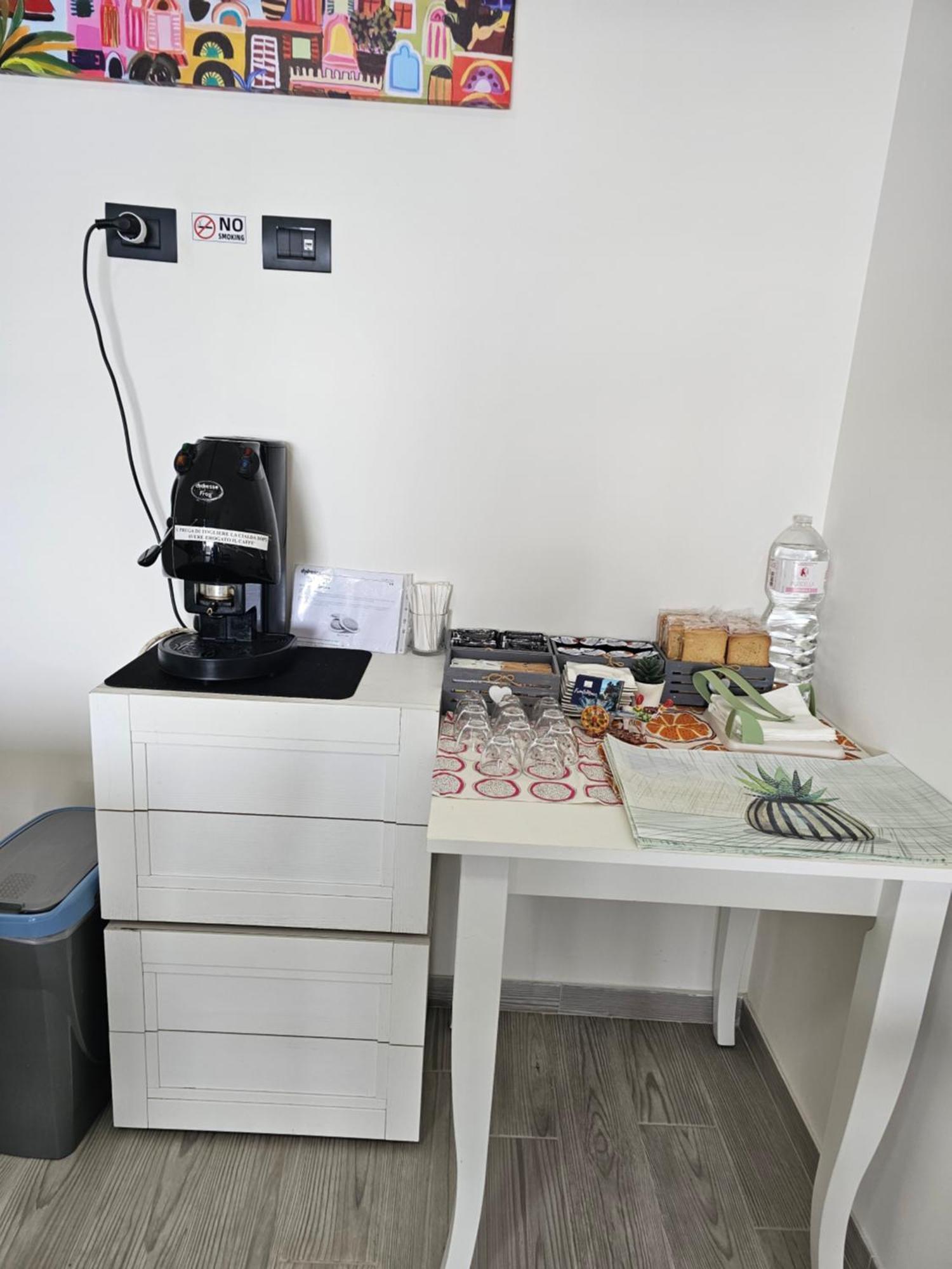 Hotel FronteMare Locazione Turistica Porto Empedocle Esterno foto