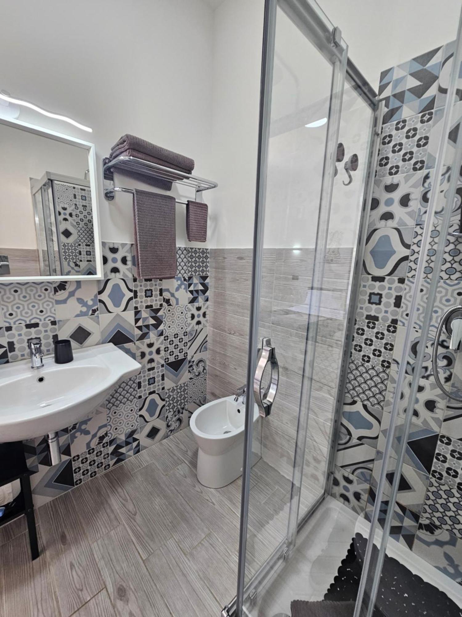 Hotel FronteMare Locazione Turistica Porto Empedocle Esterno foto